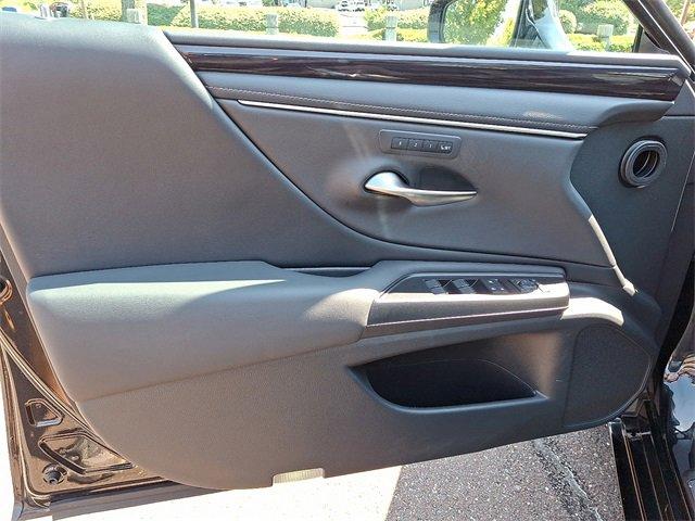 2021 Lexus ES 250 Vehicle Photo in Willow Grove, PA 19090