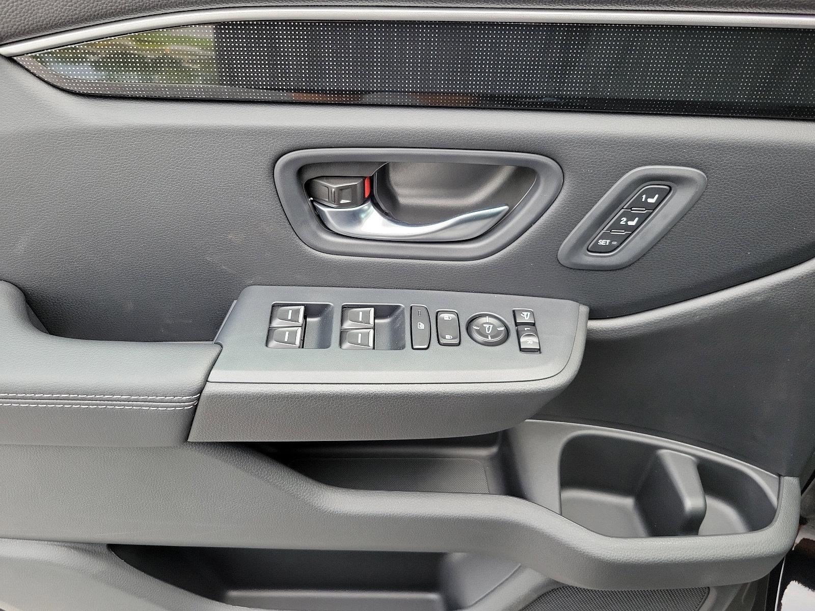 2025 Honda Pilot Vehicle Photo in Harrisburg, PA 17111