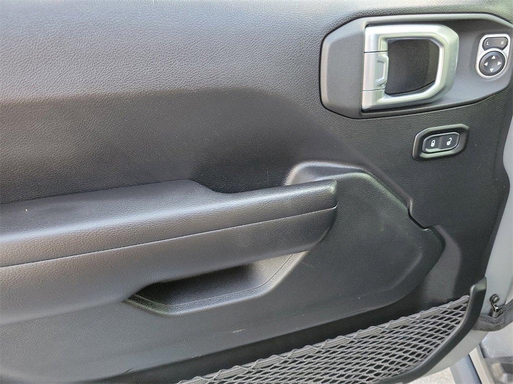 2021 Jeep Gladiator Vehicle Photo in Muncy, PA 17756