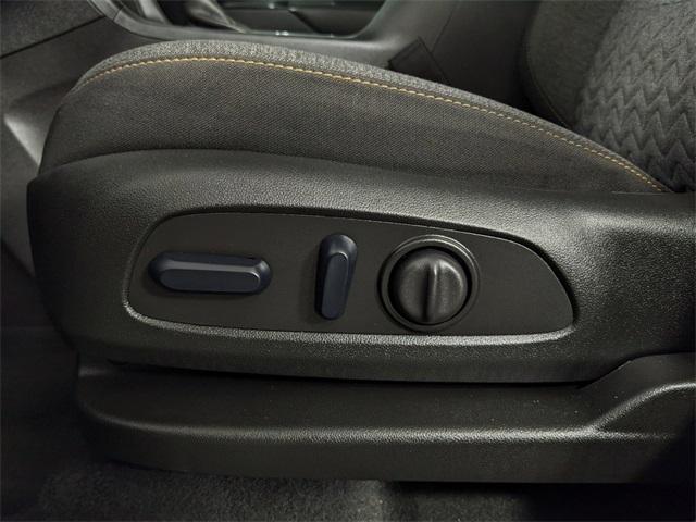 2024 Chevrolet Equinox Vehicle Photo in ENGLEWOOD, CO 80113-6708
