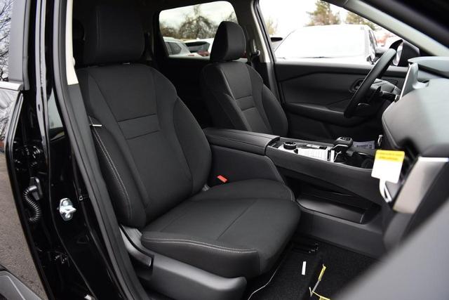 2025 Nissan Rogue Vehicle Photo in Ballwin, MO 63011
