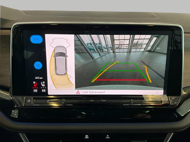 2025 Volkswagen Atlas Vehicle Photo in Oshkosh, WI 54904
