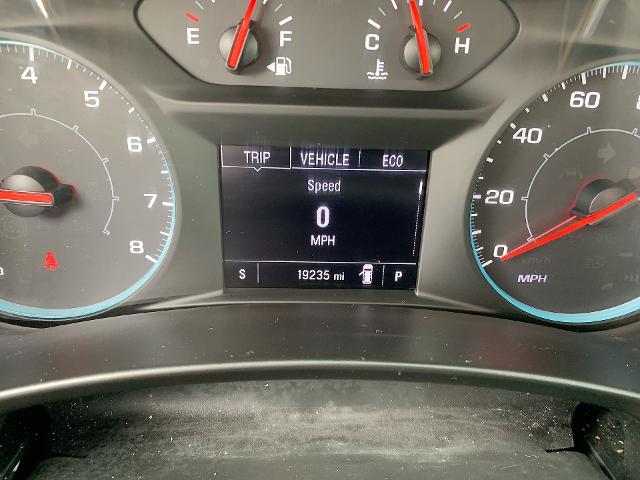 2022 Chevrolet Equinox Vehicle Photo in MOON TOWNSHIP, PA 15108-2571