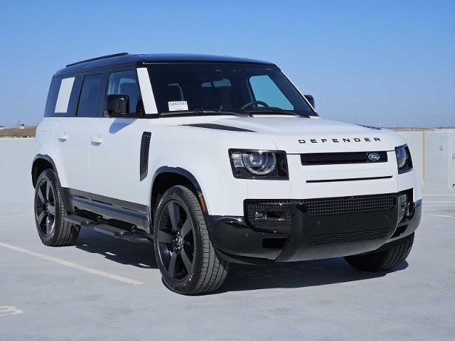 2025 Defender Vehicle Photo in AUSTIN, TX 78717