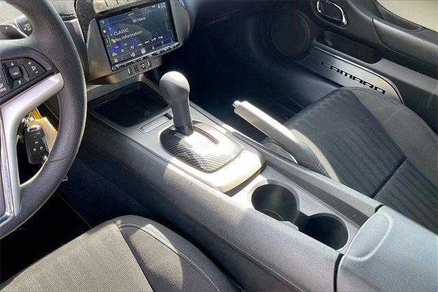 2015 Chevrolet Camaro Vehicle Photo in INDEPENDENCE, MO 64055-1314