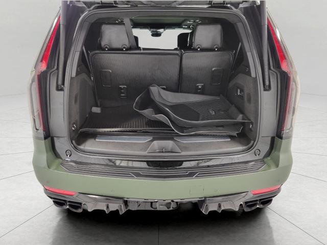2024 Cadillac Escalade Vehicle Photo in NEENAH, WI 54956-2243