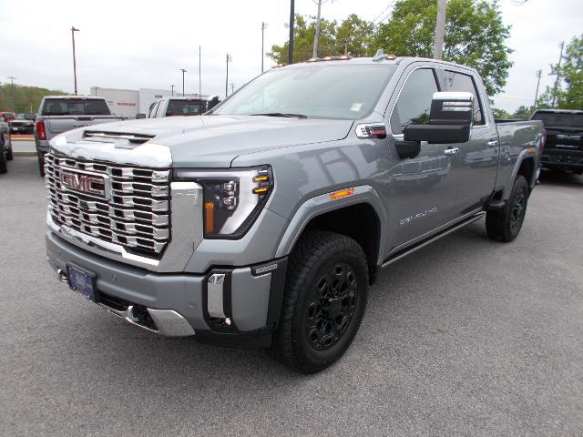 2025 GMC Sierra 2500 HD Vehicle Photo in LOWELL, MA 01852-4336