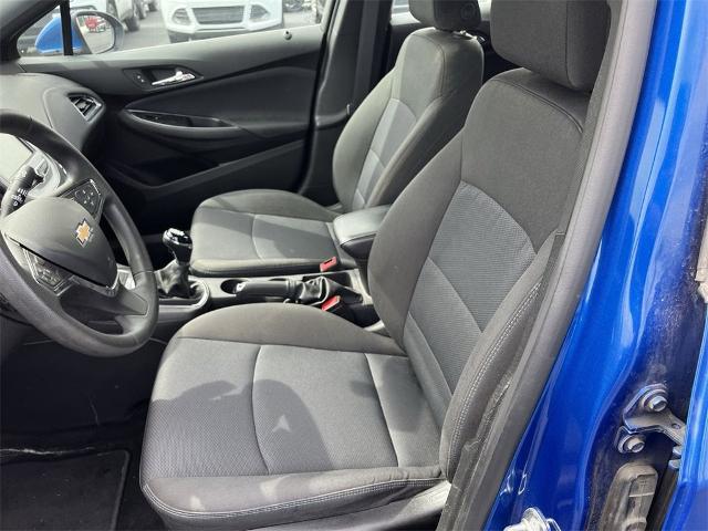 2018 Chevrolet Cruze Vehicle Photo in TULLY, NY 13159-3159