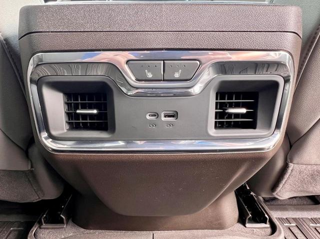 2025 GMC Sierra 1500 Vehicle Photo in EFFINGHAM, IL 62401-2832
