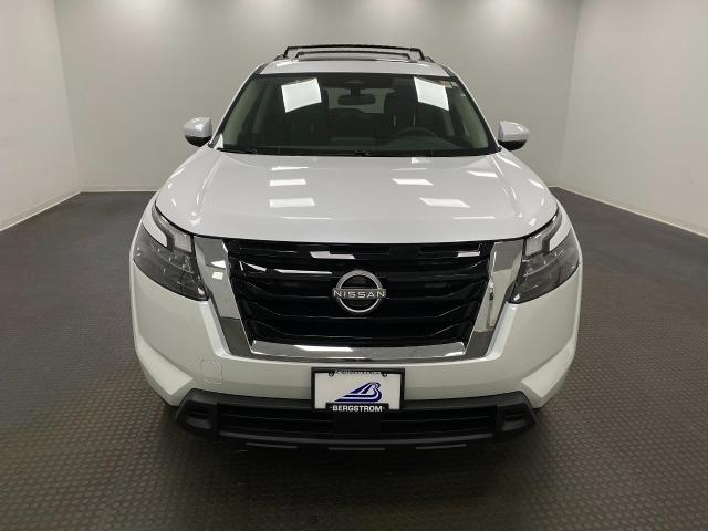 2025 Nissan Pathfinder Vehicle Photo in Appleton, WI 54913