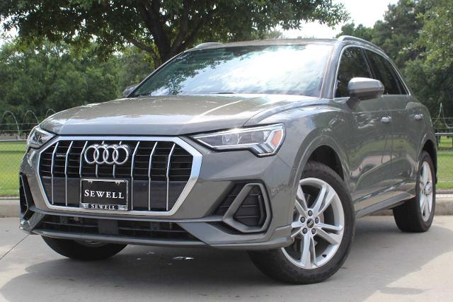 2023 Audi Q3 Vehicle Photo in HOUSTON, TX 77090