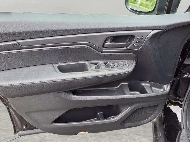2025 Honda Odyssey Vehicle Photo in Oshkosh, WI 54904