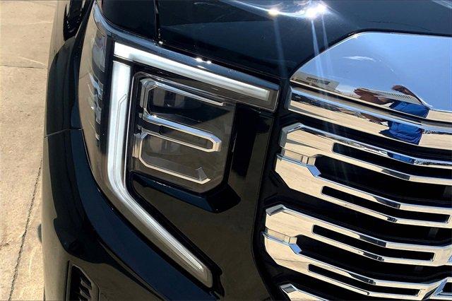 2024 GMC Sierra 1500 Vehicle Photo in TOPEKA, KS 66609-0000