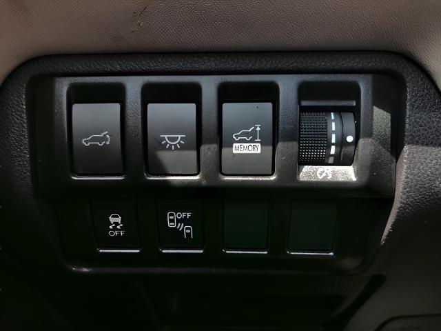 2022 Subaru Ascent Vehicle Photo in Green Bay, WI 54304