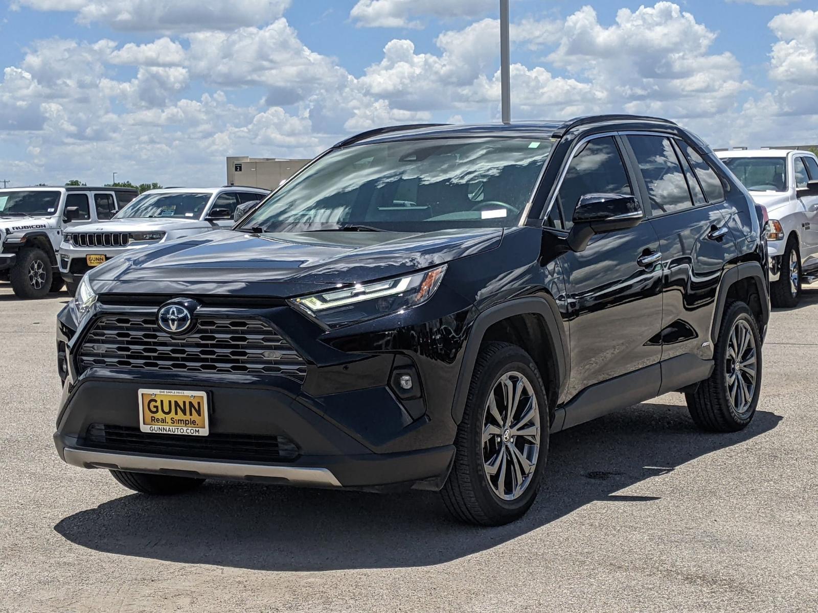 2022 Toyota RAV4 Vehicle Photo in Seguin, TX 78155