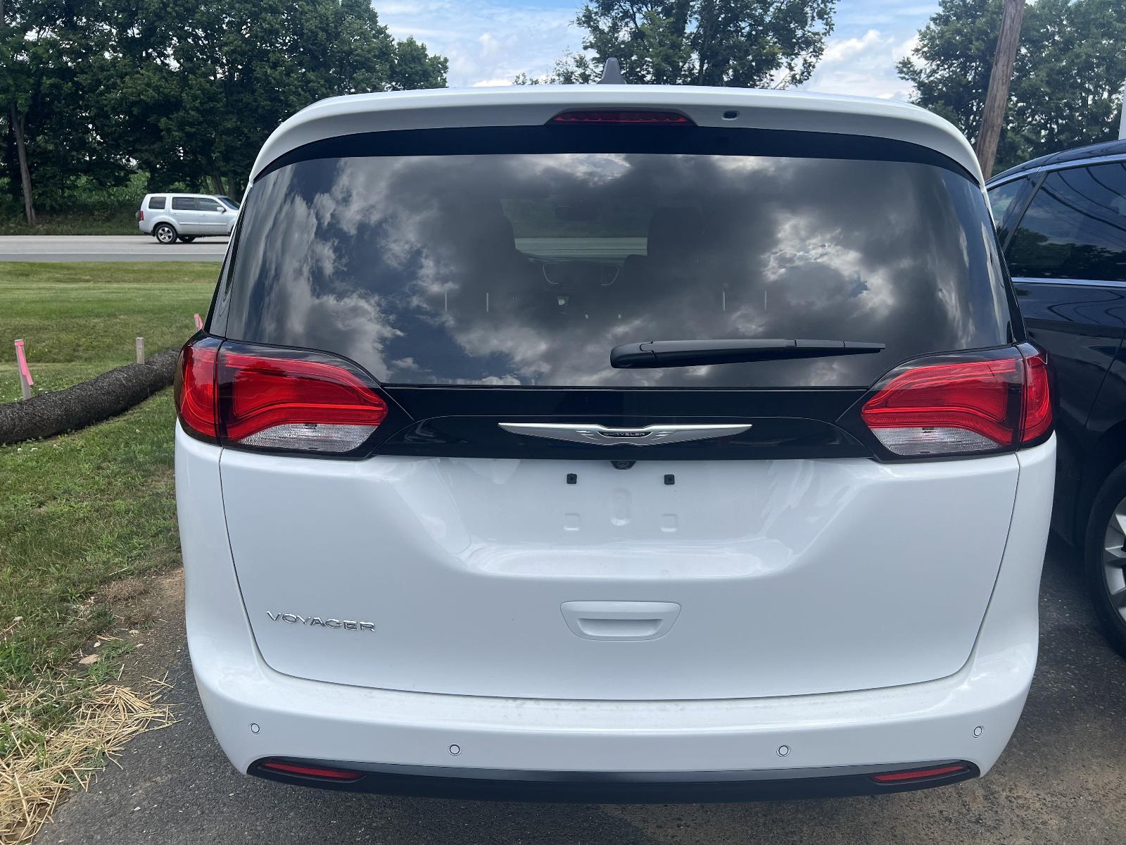 2025 Chrysler Voyager Vehicle Photo in Mechanicsburg, PA 17050-1707