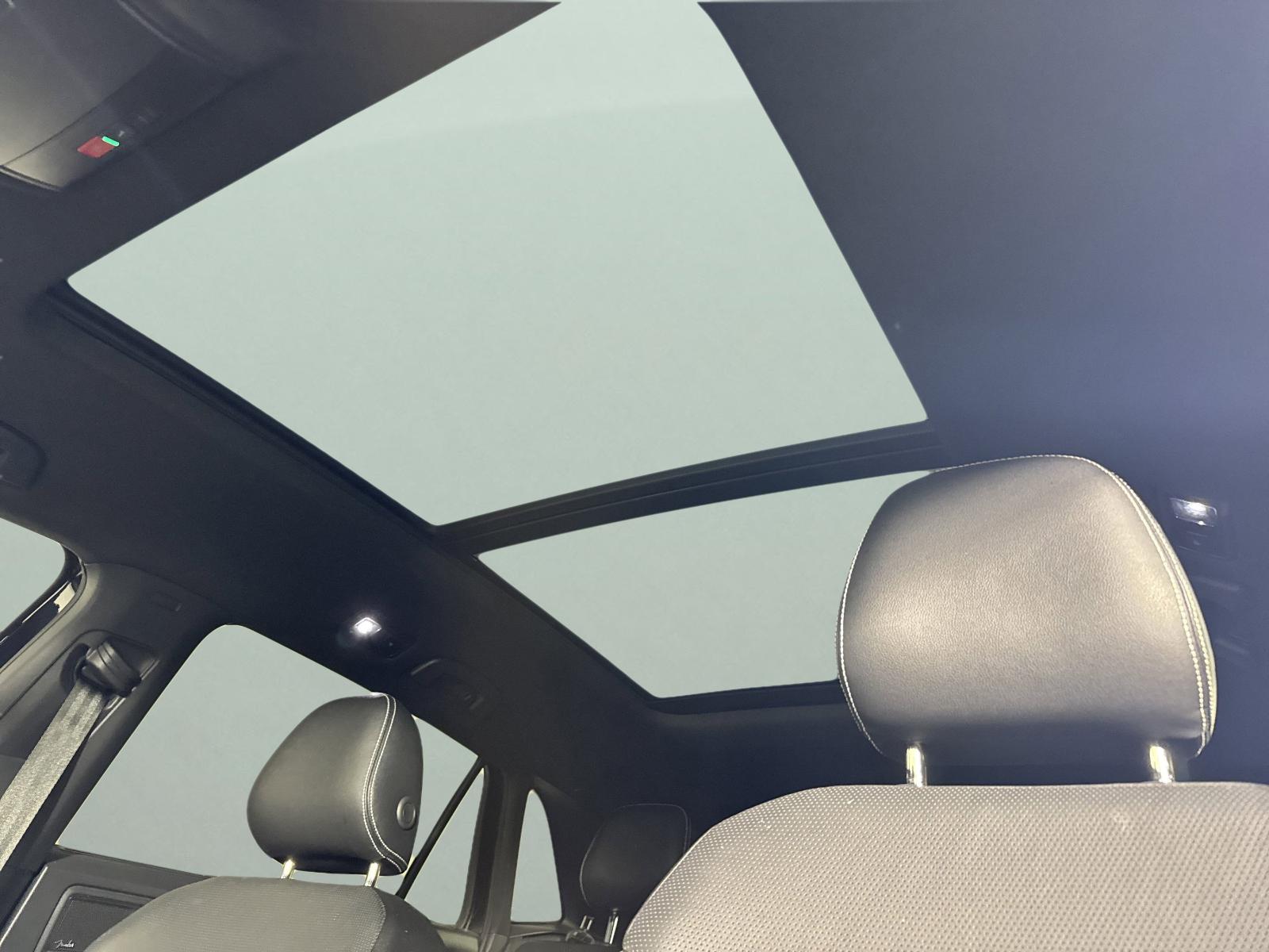 2023 Volkswagen Atlas Cross Sport Vehicle Photo in Georgetown, TX 78626