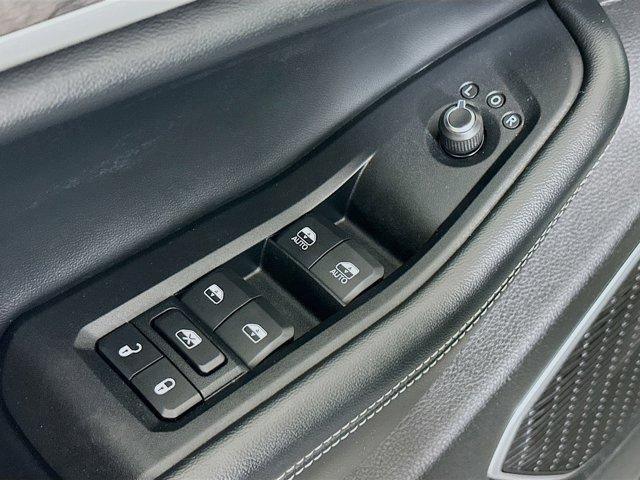 2022 Jeep Grand Cherokee L Vehicle Photo in Doylsetown, PA 18901