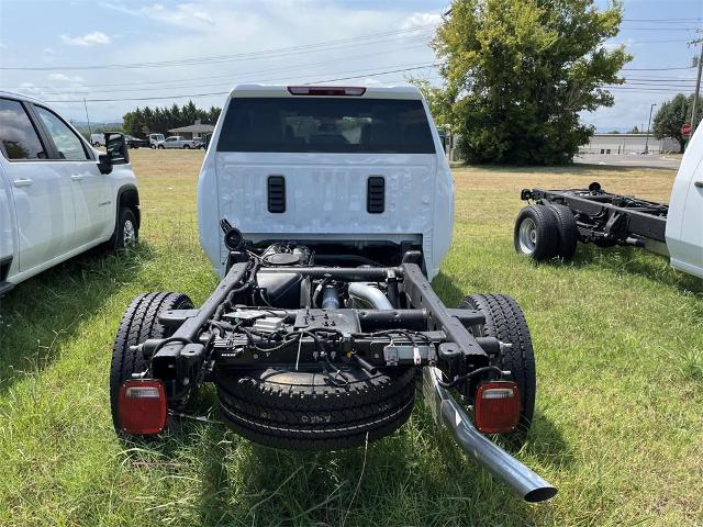 2024 Chevrolet Silverado 2500 HD Vehicle Photo in ALCOA, TN 37701-3235