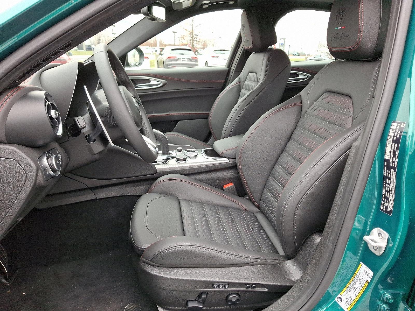 2025 Alfa Romeo Giulia Vehicle Photo in Mechanicsburg, PA 17050