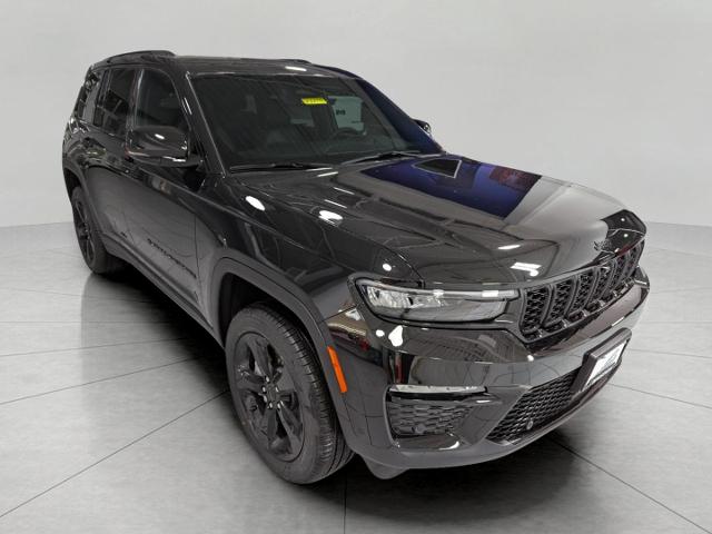 2025 Jeep Grand Cherokee Vehicle Photo in Oshkosh, WI 54901