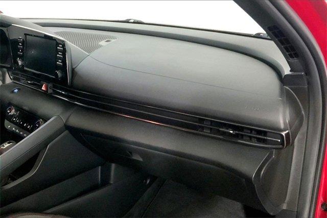 2022 Hyundai Elantra Vehicle Photo in TOPEKA, KS 66609-0000