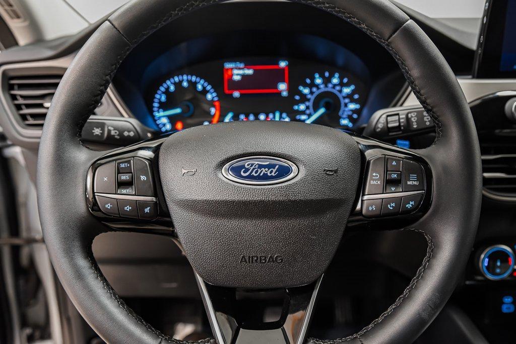 2022 Ford Escape Vehicle Photo in AKRON, OH 44320-4088