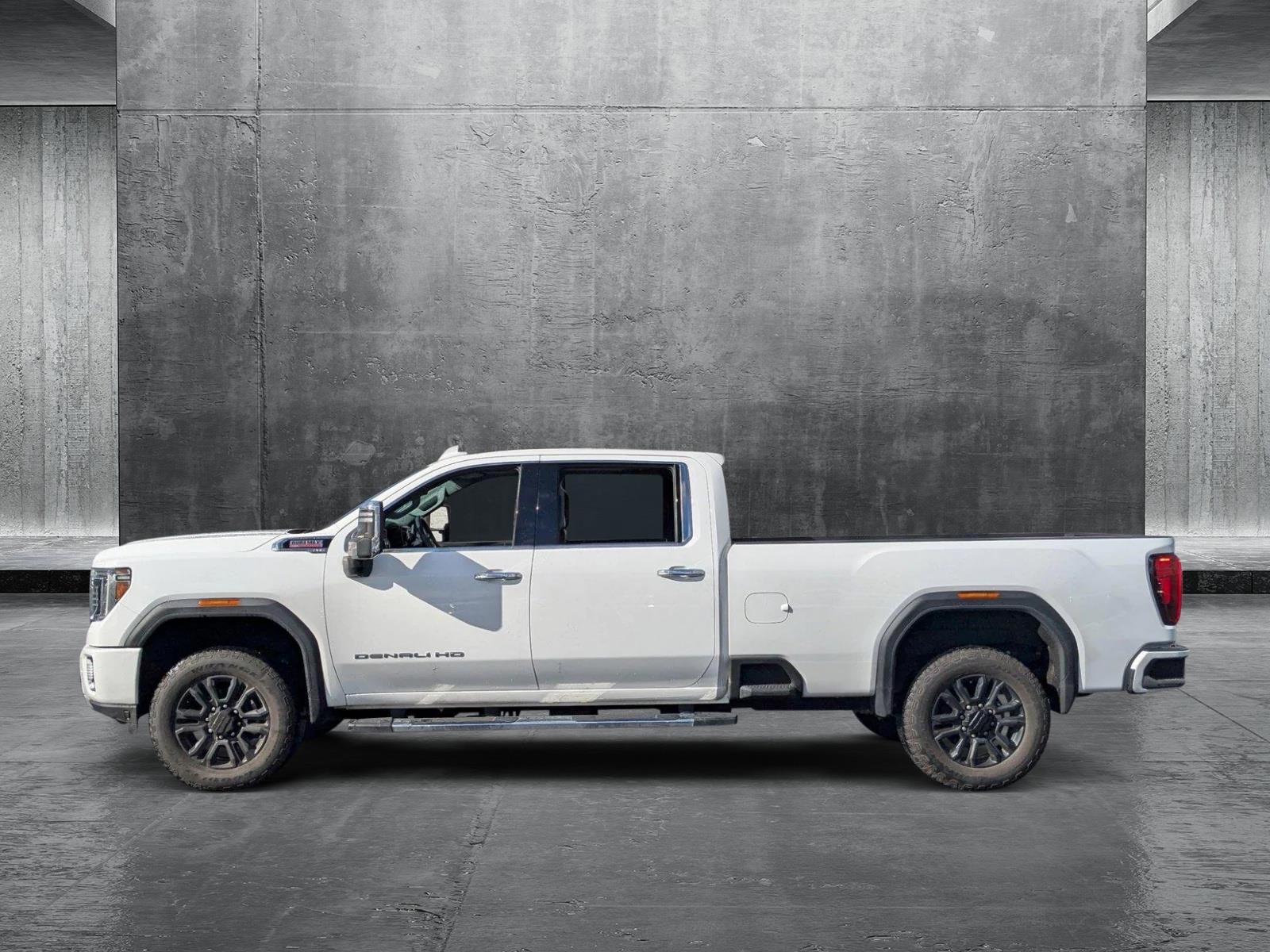 2022 GMC Sierra 3500 HD Vehicle Photo in VALENCIA, CA 91355-1705