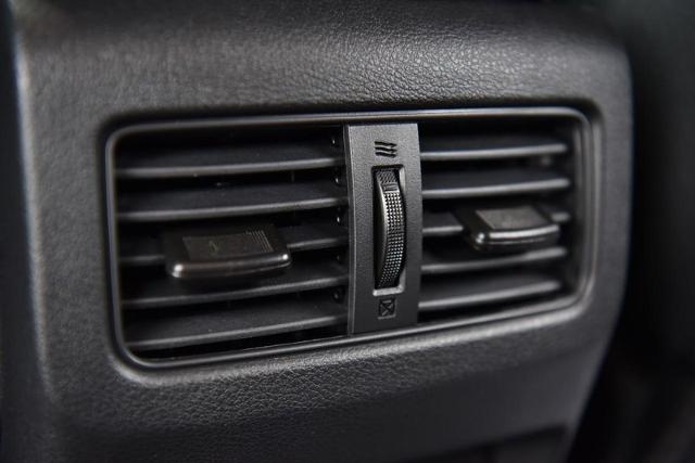 2025 Nissan Rogue Vehicle Photo in Ballwin, MO 63011