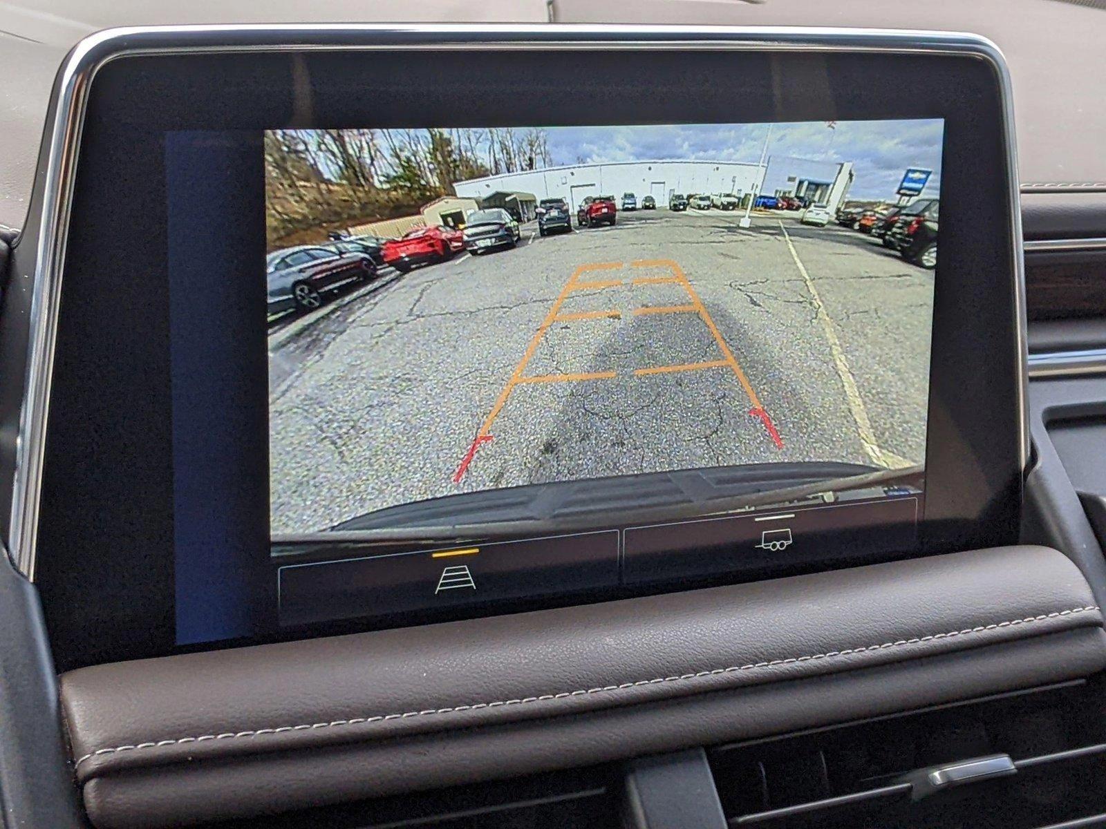 2022 Chevrolet Suburban Vehicle Photo in TIMONIUM, MD 21093-2300