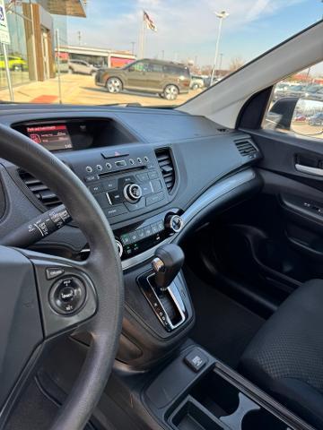 2015 Honda CR-V Vehicle Photo in Peoria, IL 61615