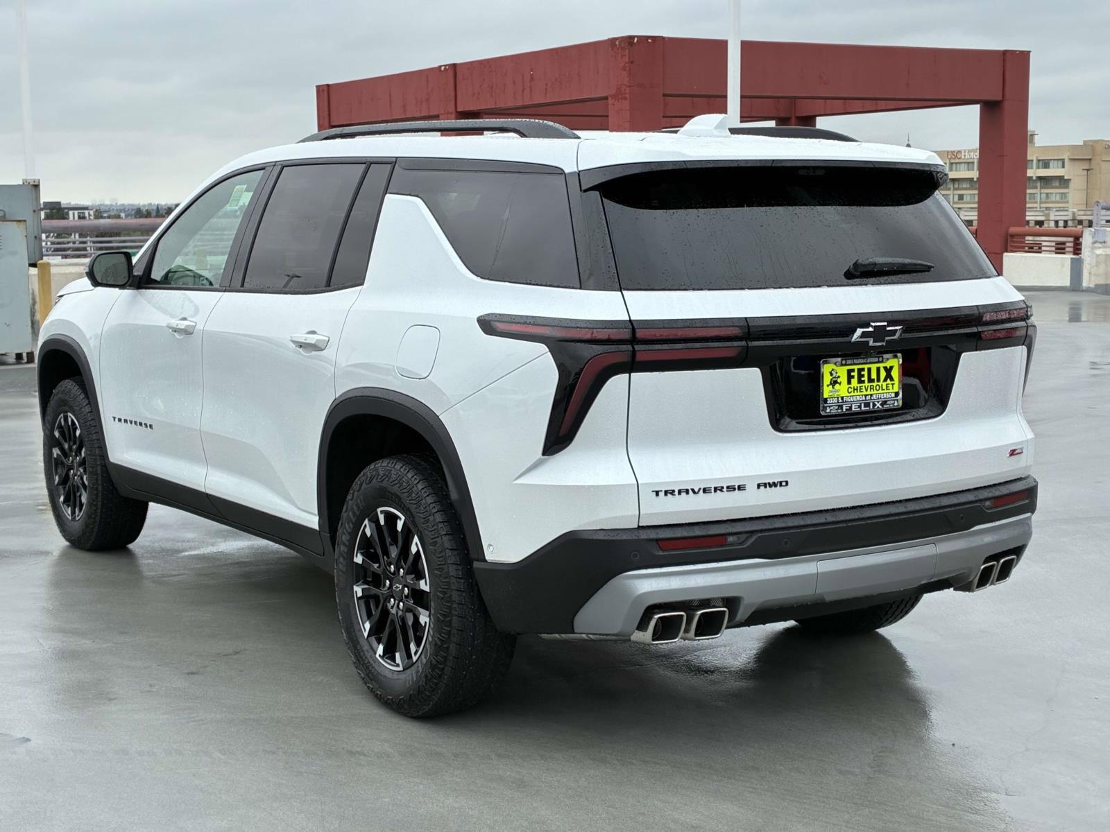 2025 Chevrolet Traverse Vehicle Photo in LOS ANGELES, CA 90007-3794
