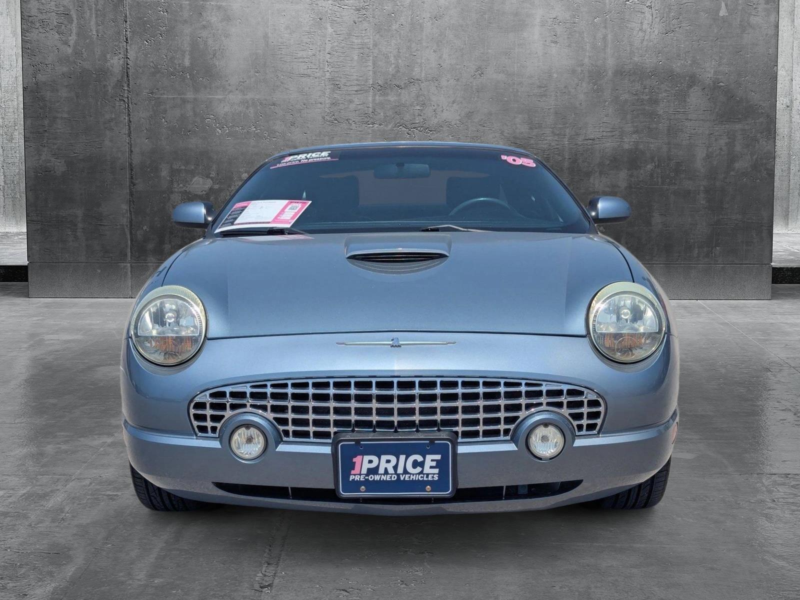2005 Ford Thunderbird Vehicle Photo in Corpus Christi, TX 78415