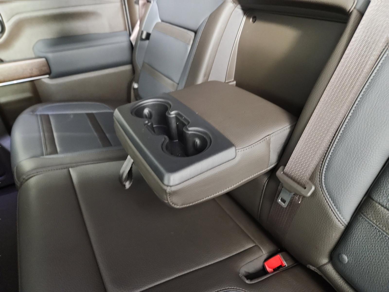 2022 GMC Sierra 2500 HD Vehicle Photo in GEORGETOWN, TX 78626-7508
