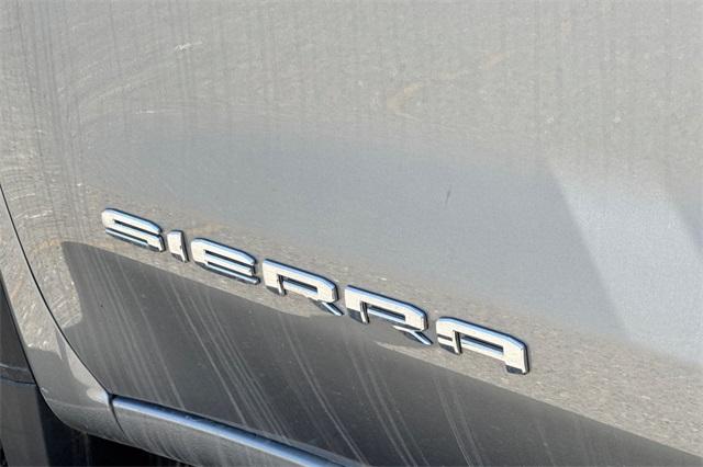 2025 GMC Sierra 1500 Vehicle Photo in ELK GROVE, CA 95757-8703