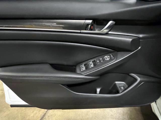 2022 Honda Accord Hybrid Vehicle Photo in Roslyn, NY 11576