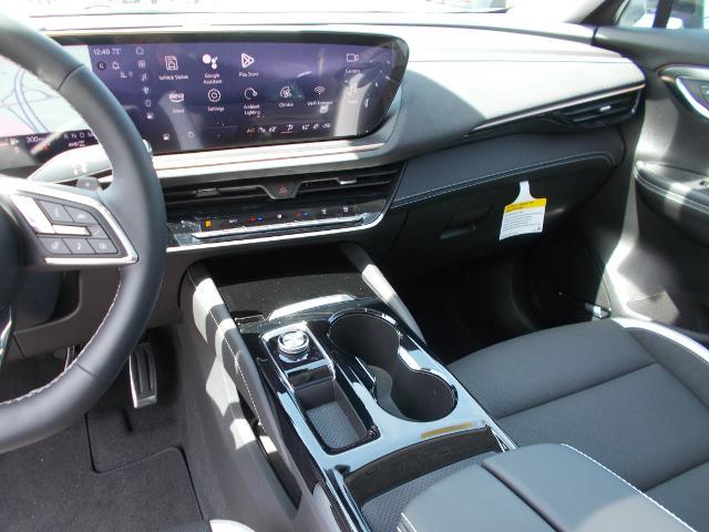 2025 Buick Envision Vehicle Photo in LOWELL, MA 01852-4336