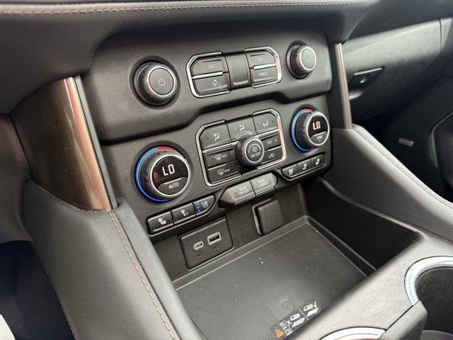 2023 Chevrolet Suburban Vehicle Photo in WEST FRANKFORT, IL 62896-4173