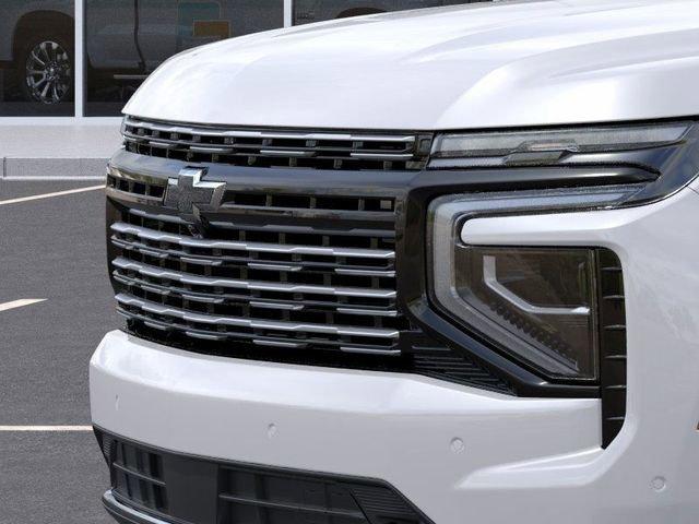 2025 Chevrolet Suburban Vehicle Photo in BROCKTON, MA 02301-7113