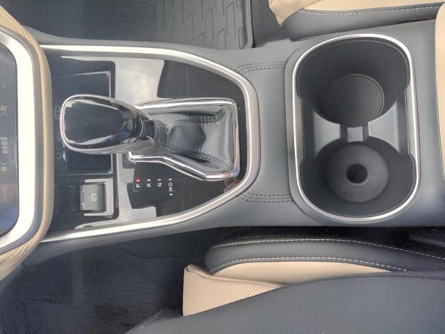 2025 Subaru Outback Vehicle Photo in Green Bay, WI 54304