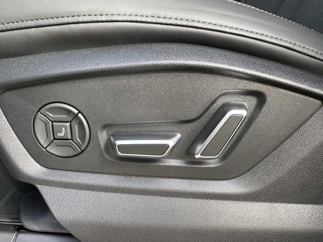 2025 Audi Q7 Vehicle Photo in HOUSTON, TX 77090