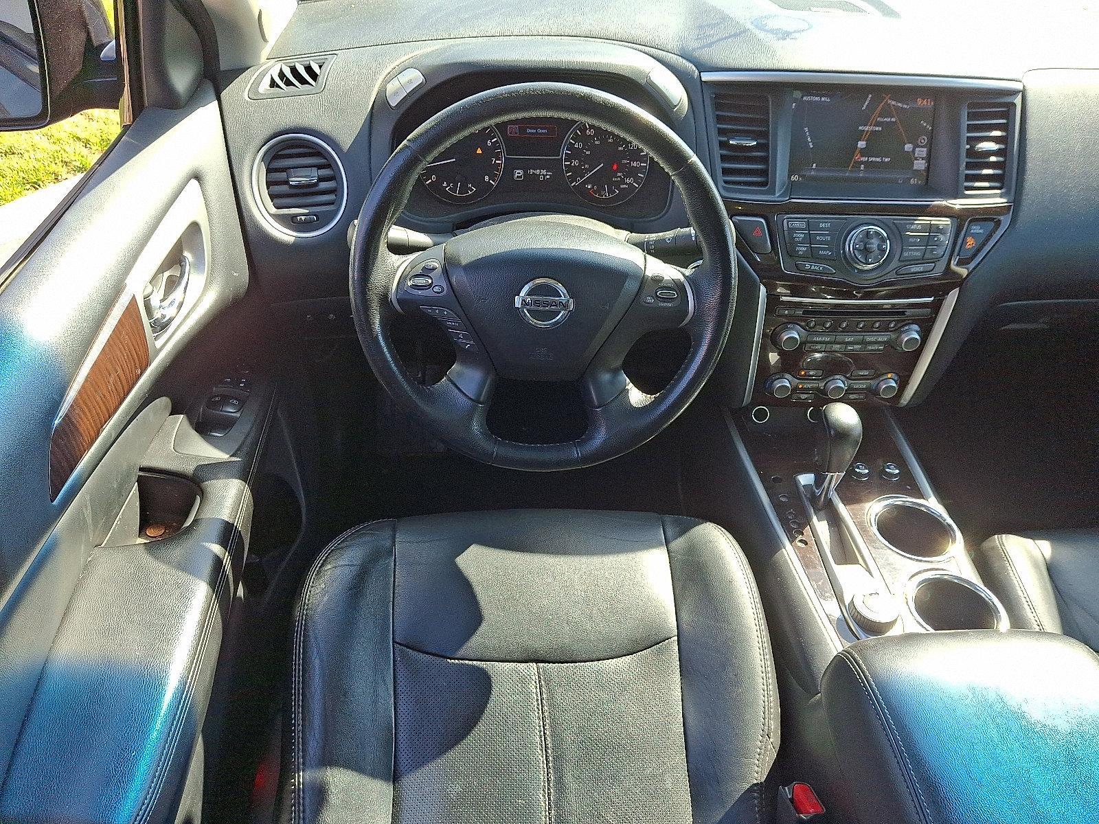 2013 Nissan Pathfinder Vehicle Photo in Mechanicsburg, PA 17050-2306