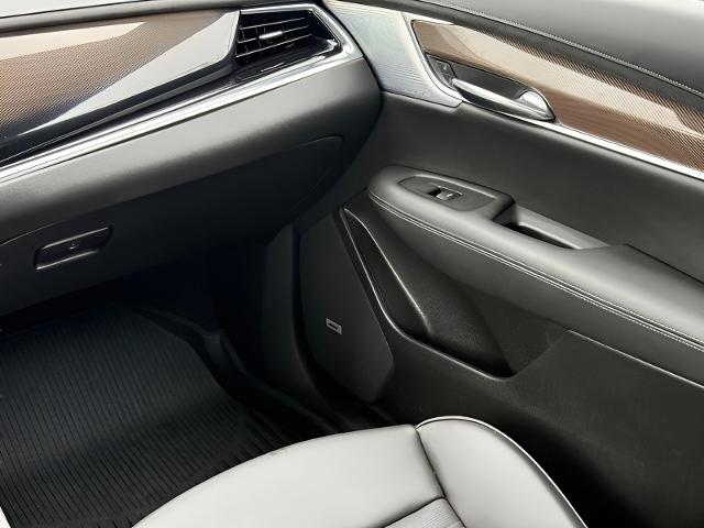 2024 Cadillac XT6 Vehicle Photo in MADISON, WI 53713-3220
