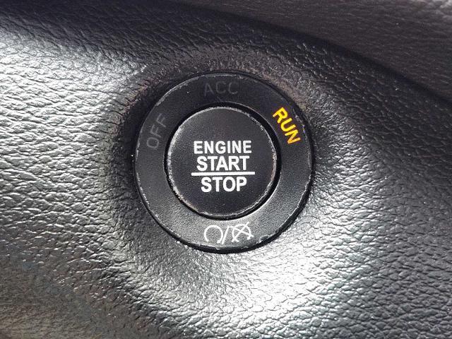 2019 Jeep Cherokee Vehicle Photo in DENTON, TX 76210-9321