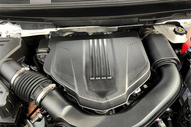 2025 GMC Acadia Vehicle Photo in TOPEKA, KS 66609-0000