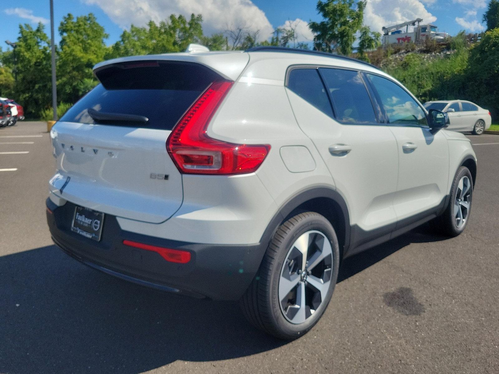 2025 Volvo XC40 Vehicle Photo in Trevose, PA 19053