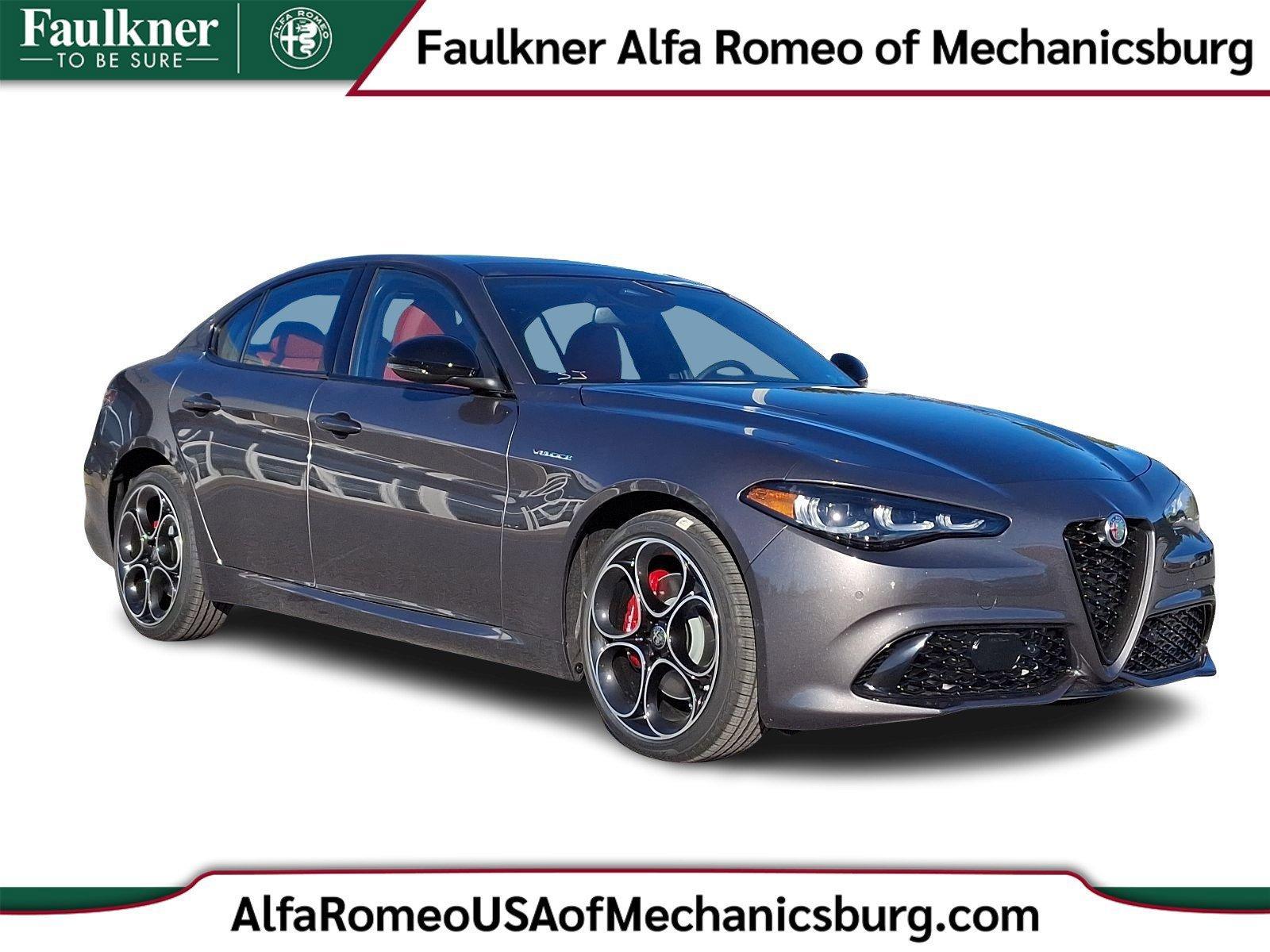 2025 Alfa Romeo Giulia Vehicle Photo in Mechanicsburg, PA 17050