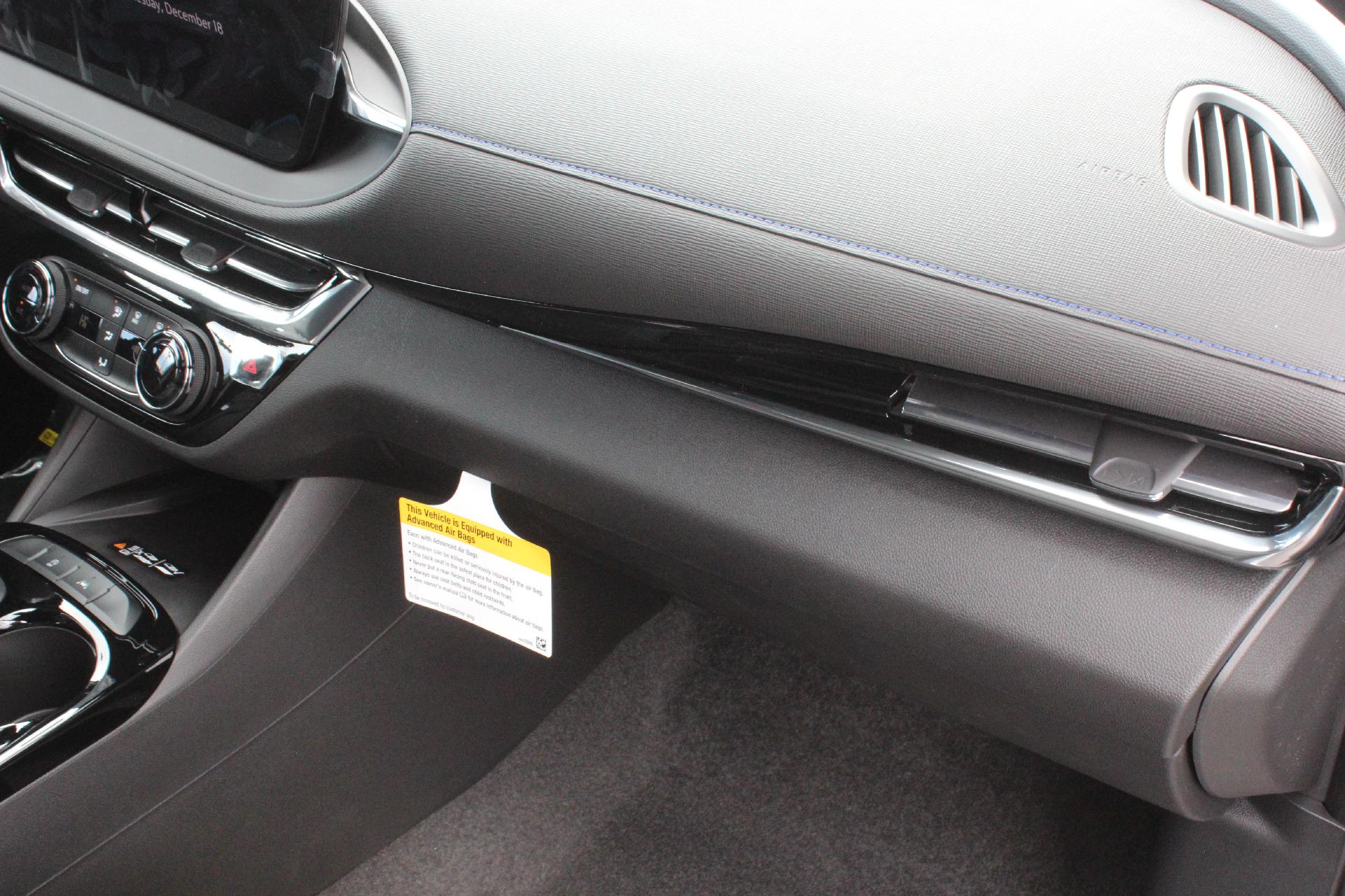 2025 Buick Envista Vehicle Photo in AURORA, CO 80012-4011