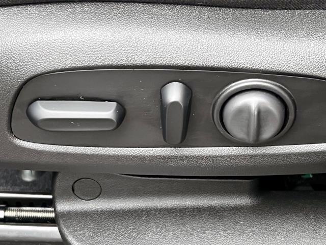 2021 Chevrolet Equinox Vehicle Photo in Roslyn, NY 11576