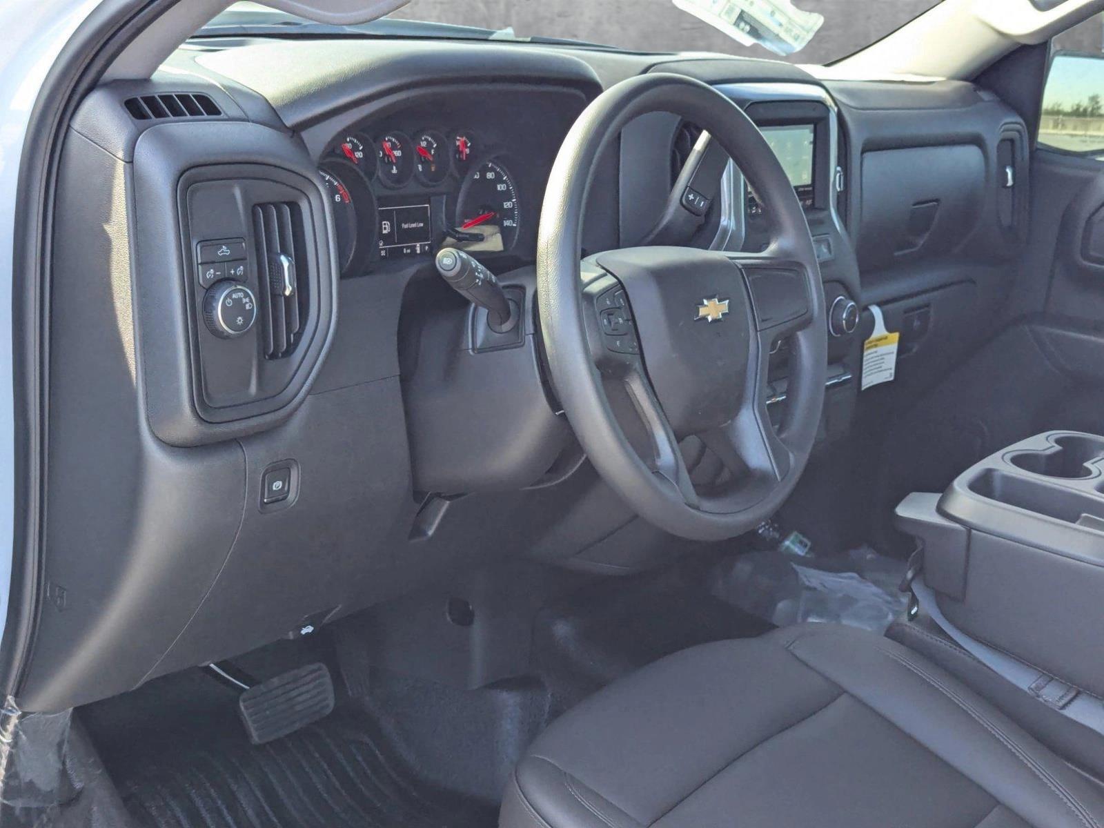 2025 Chevrolet Silverado 1500 Vehicle Photo in PEMBROKE PINES, FL 33024-6534